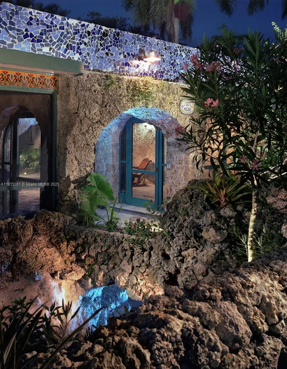 Photo of Listing #A11915081