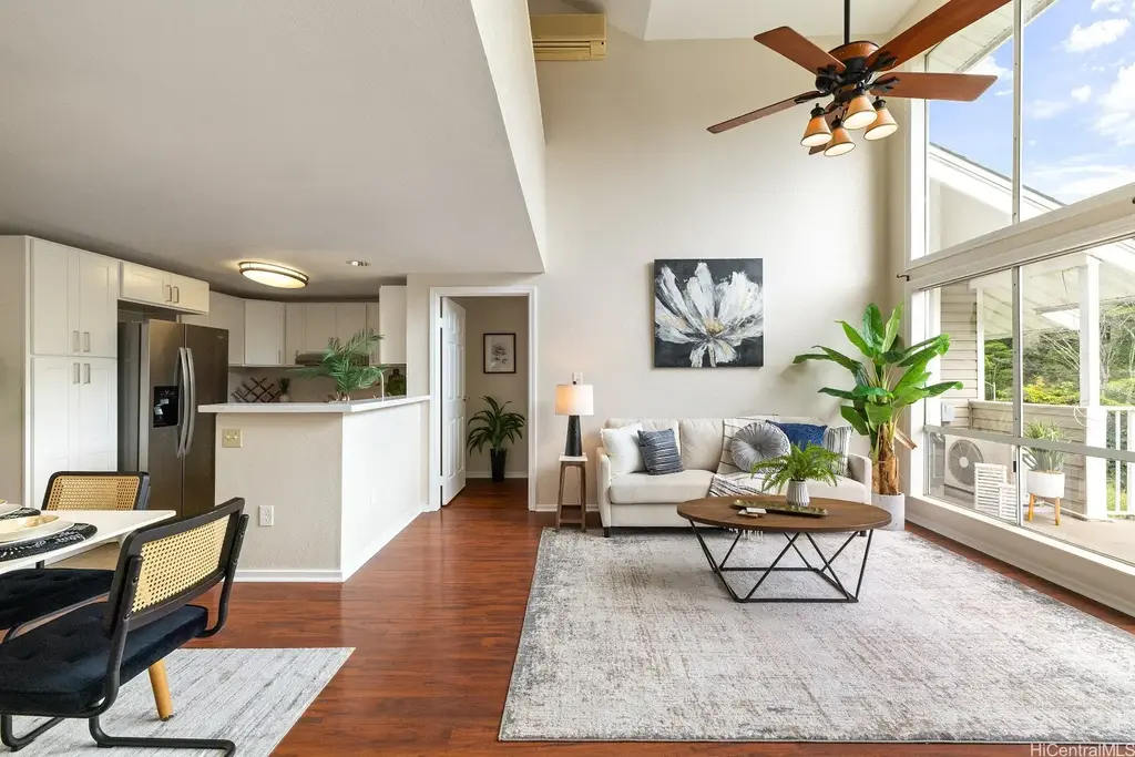 95-270 Waikalani Drive # C303, Mililani
