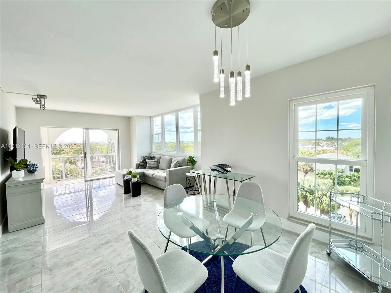 Photo of Listing #A11916131