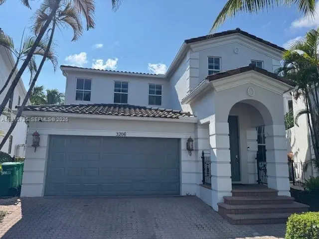 Photo of Listing #A11916785