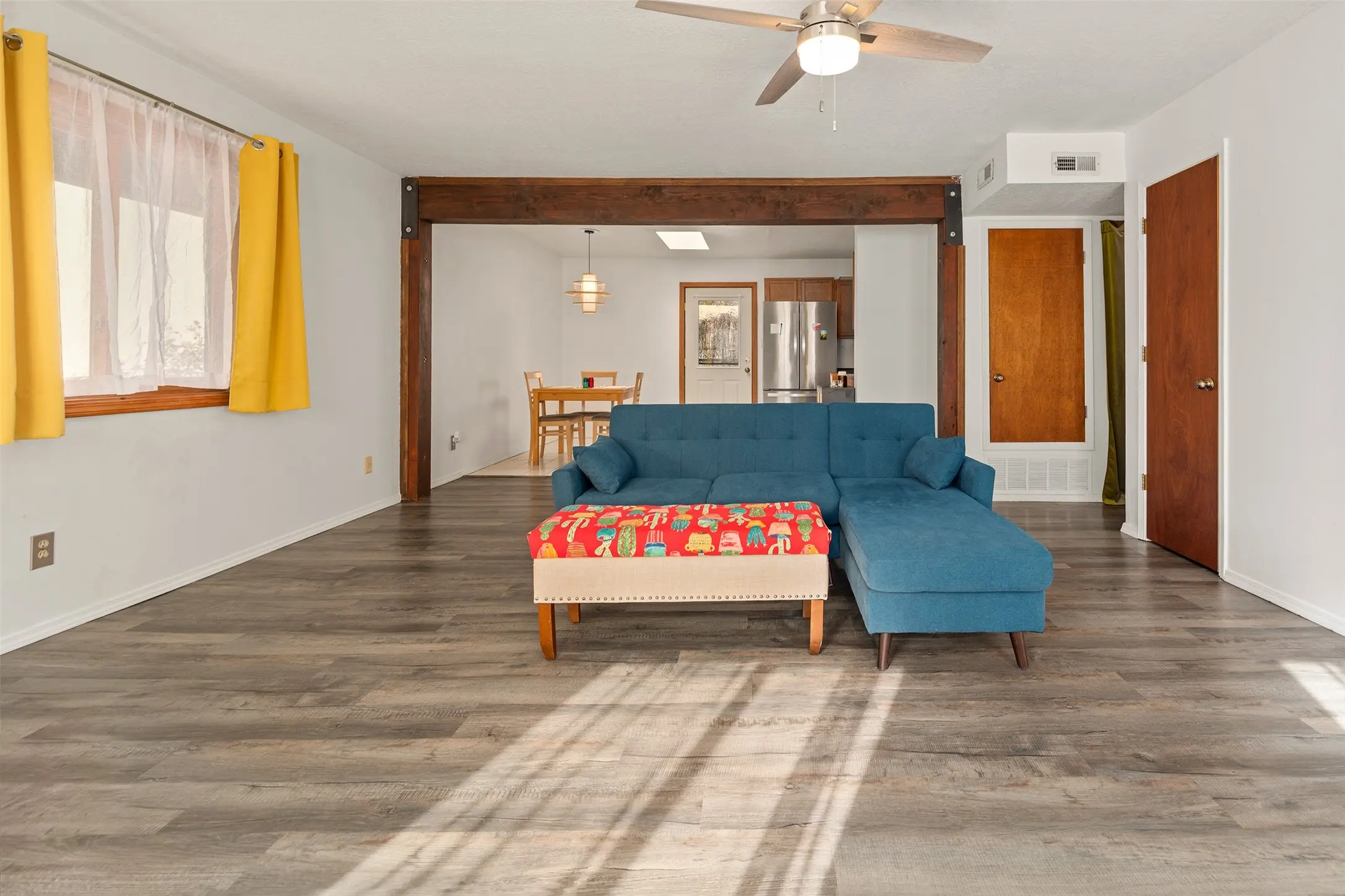 1225 Calle La Mirada, Santa Fe