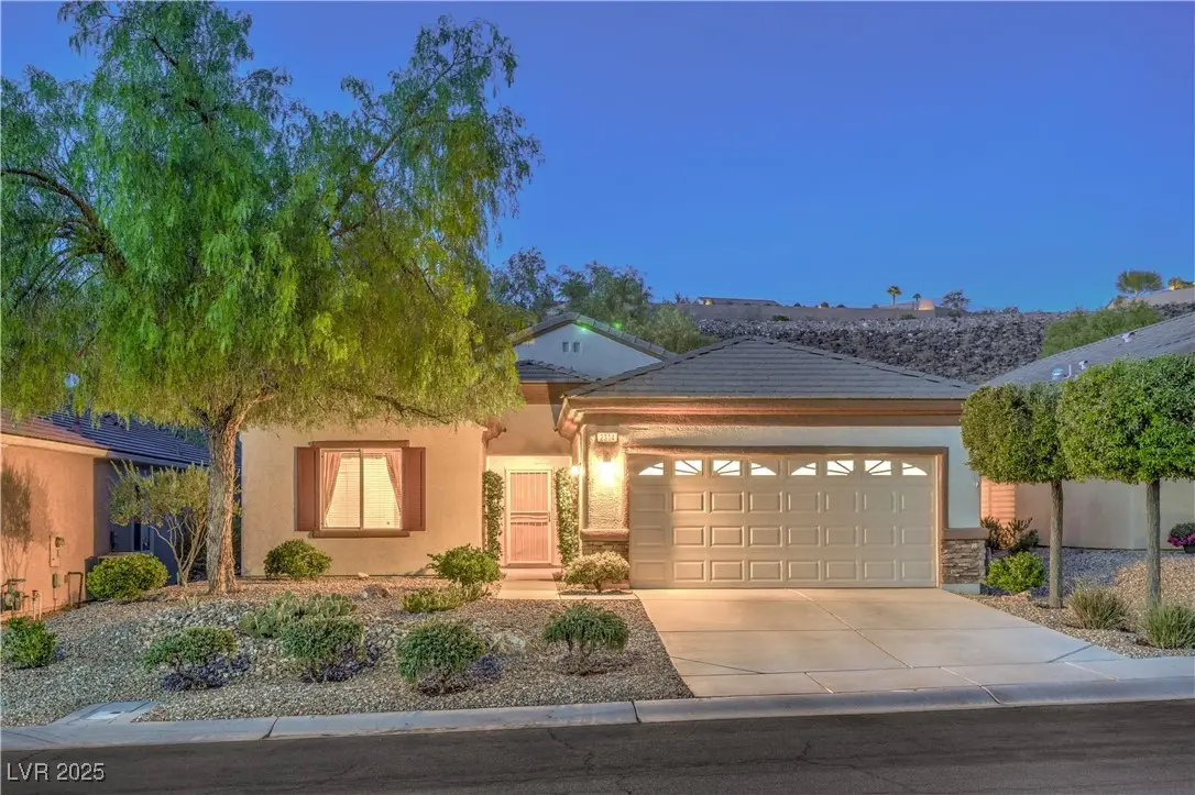 Photo of Listing #2726453