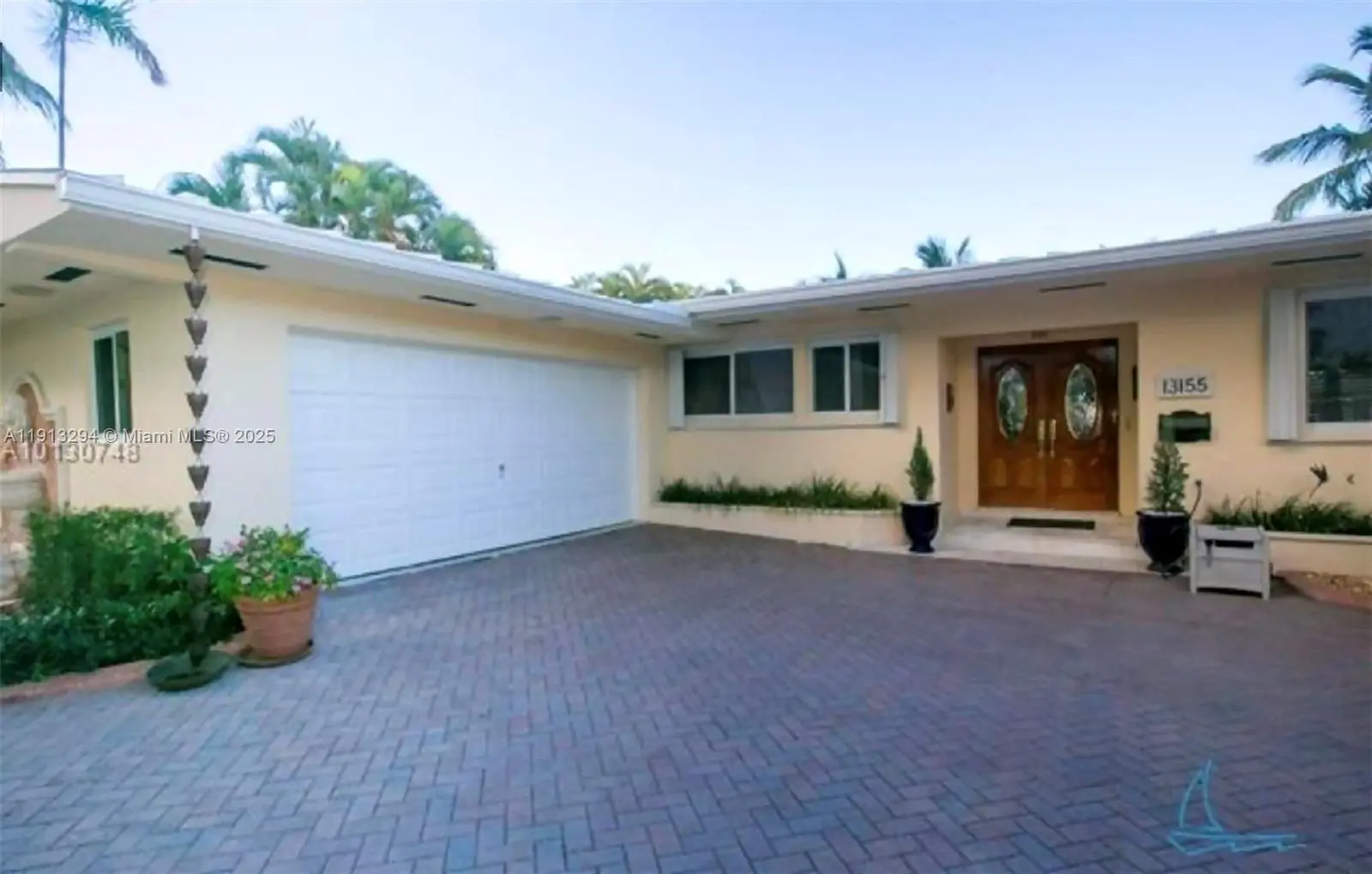 Photo of Listing #A11913294