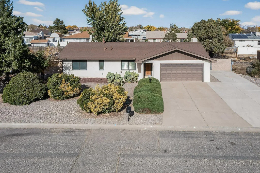 2107 Virgin Wood Road Ne, Rio Rancho
