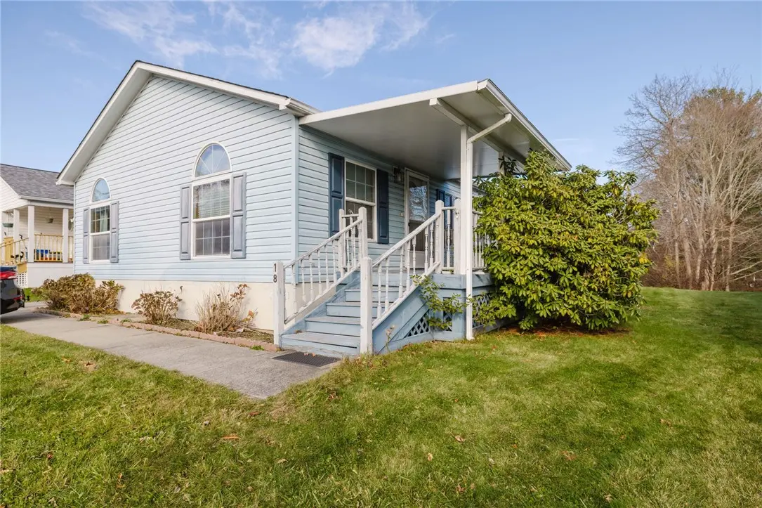 18 Mockingbird Ln, Tiverton