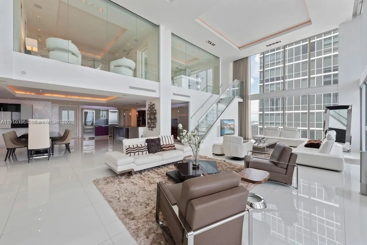 Photo of Listing #A11917394