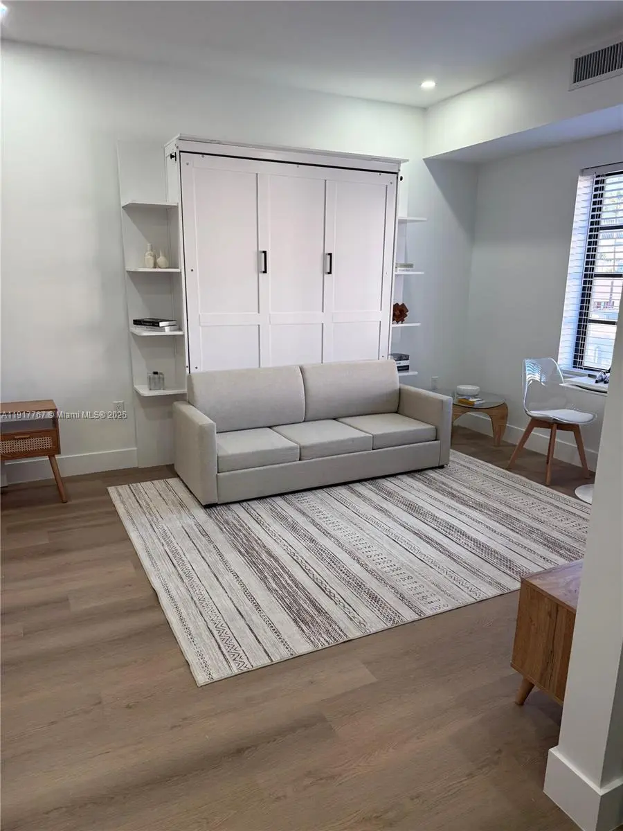 Photo of Listing #A11917767