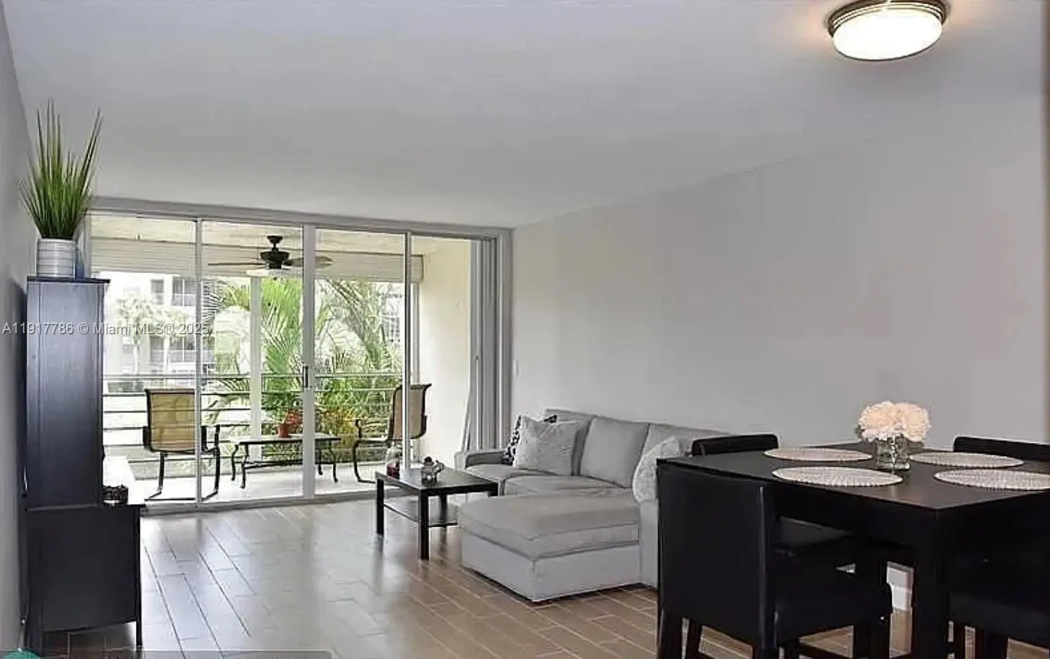 Photo of Listing #A11917786