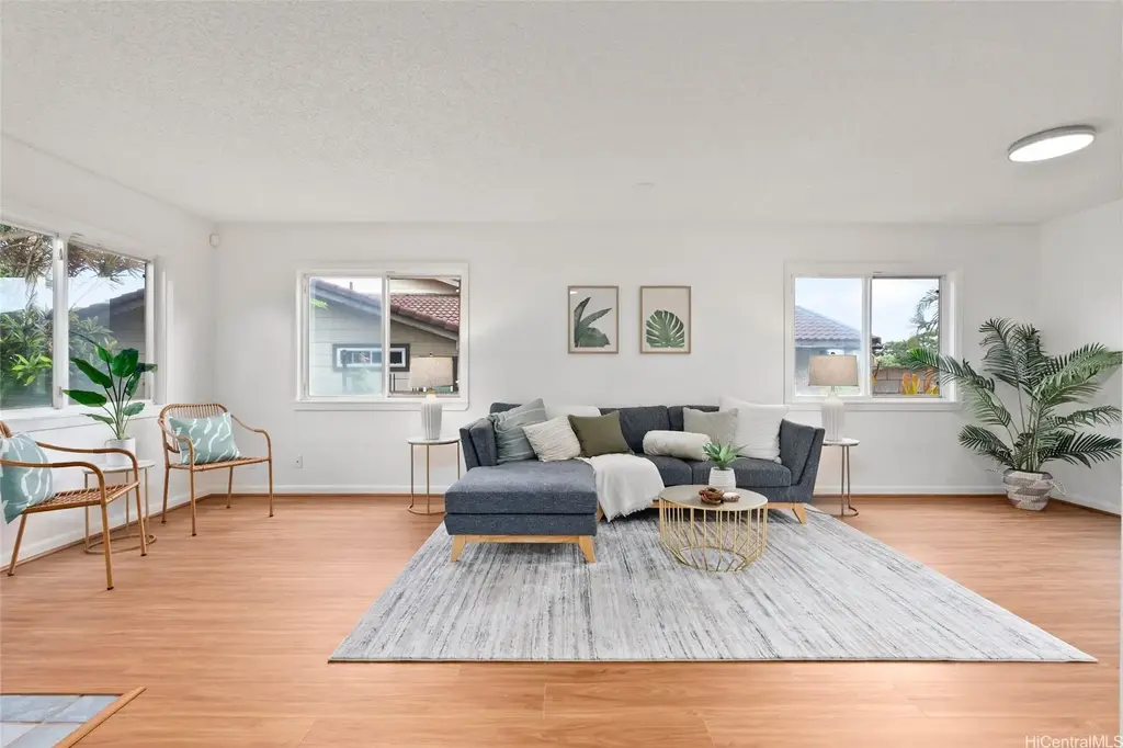 92-1292 Uahanai Street, Kapolei