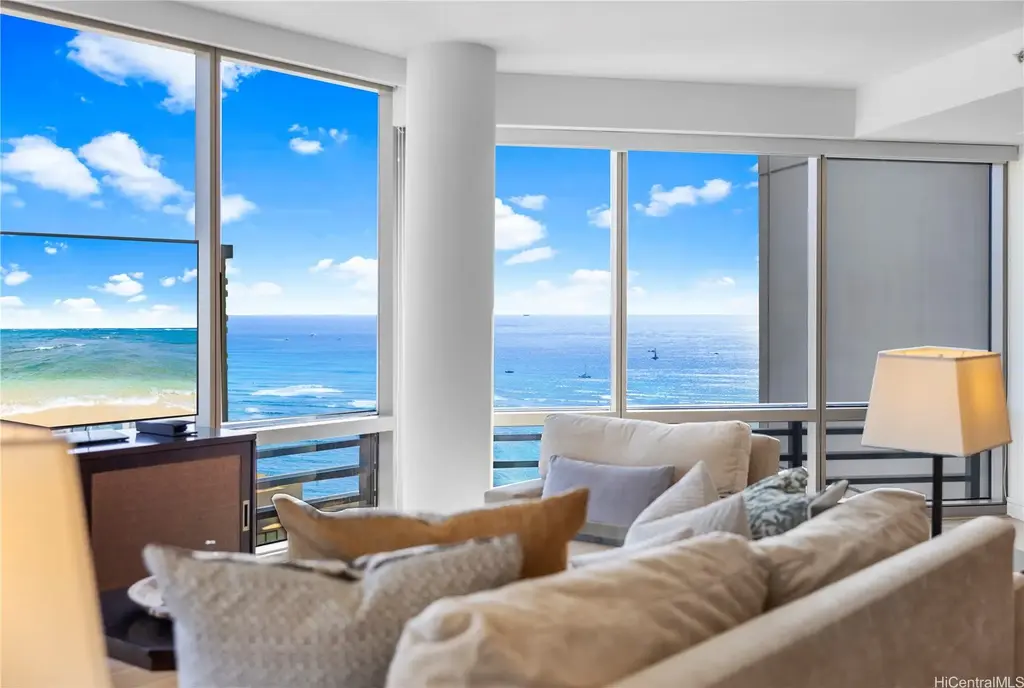 223 Saratoga Road # 2802 (corner End), Honolulu