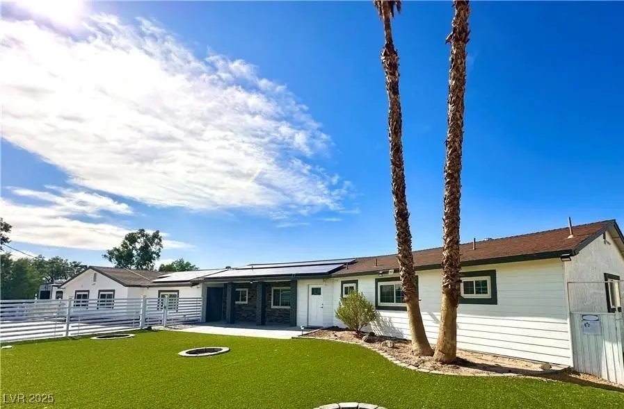 Photo of Listing #2736774