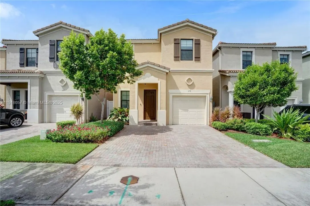 Photo of Listing #A11918057