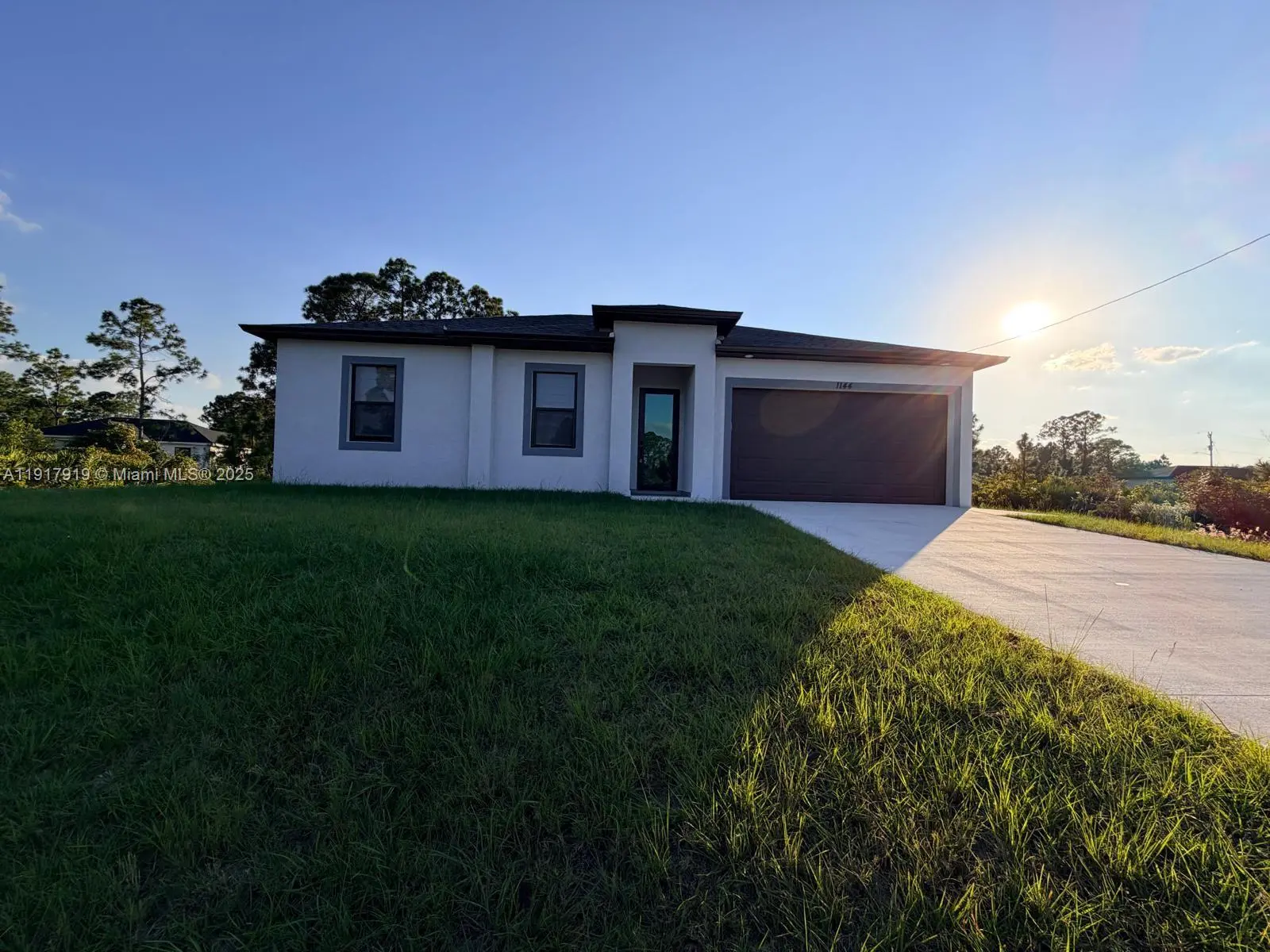 Photo of Listing #A11917919