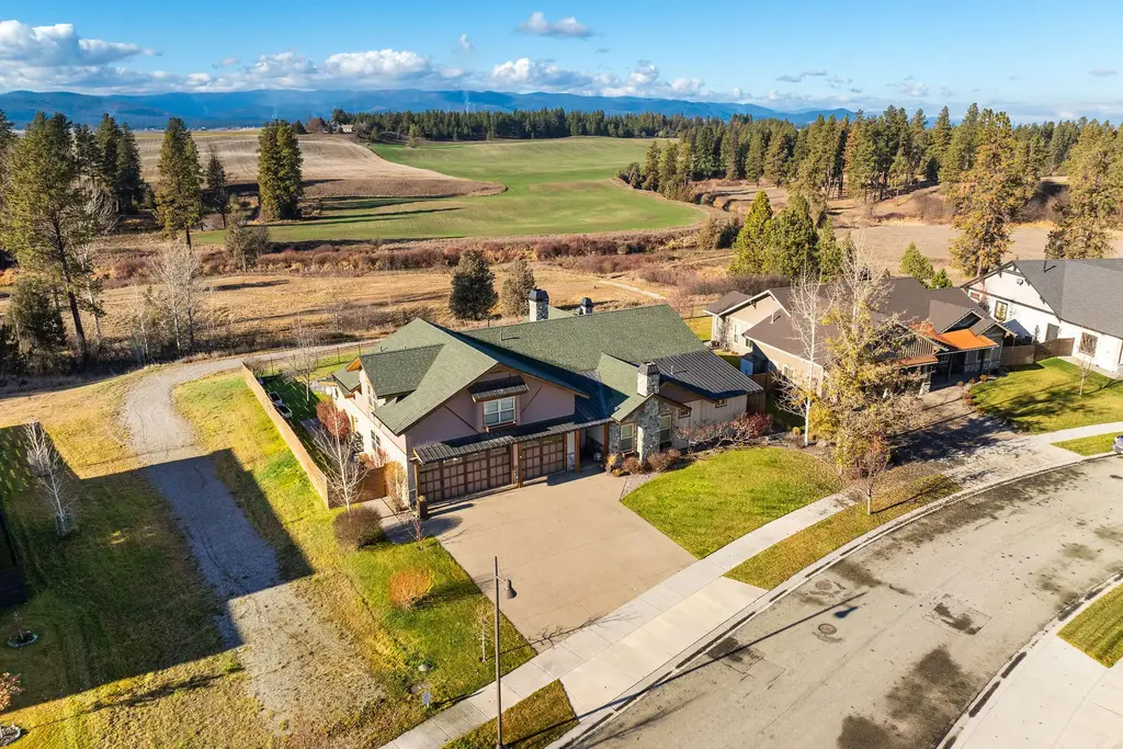155 W Swift Creek Way, Kalispell