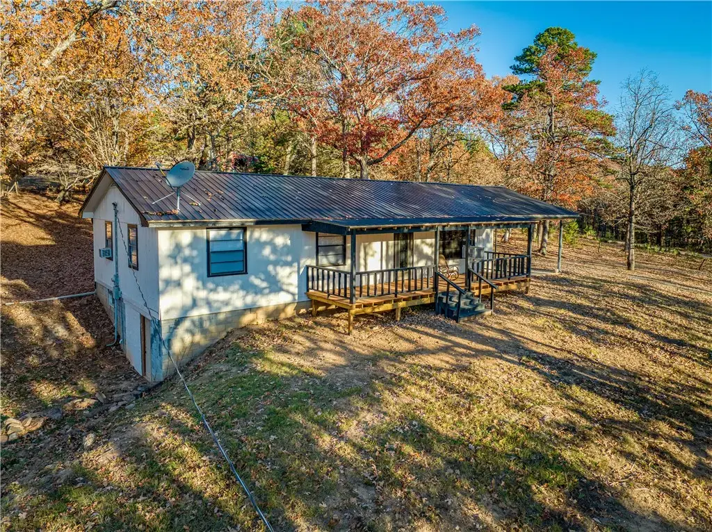 5497 South Mountain Road, Marshall