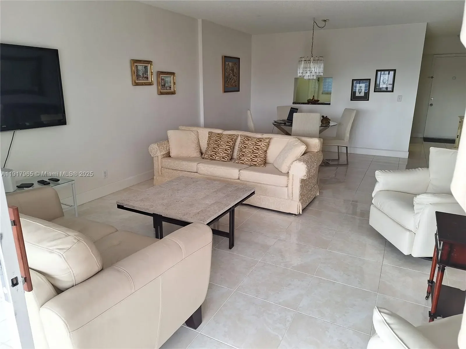 Photo of Listing #A11917965