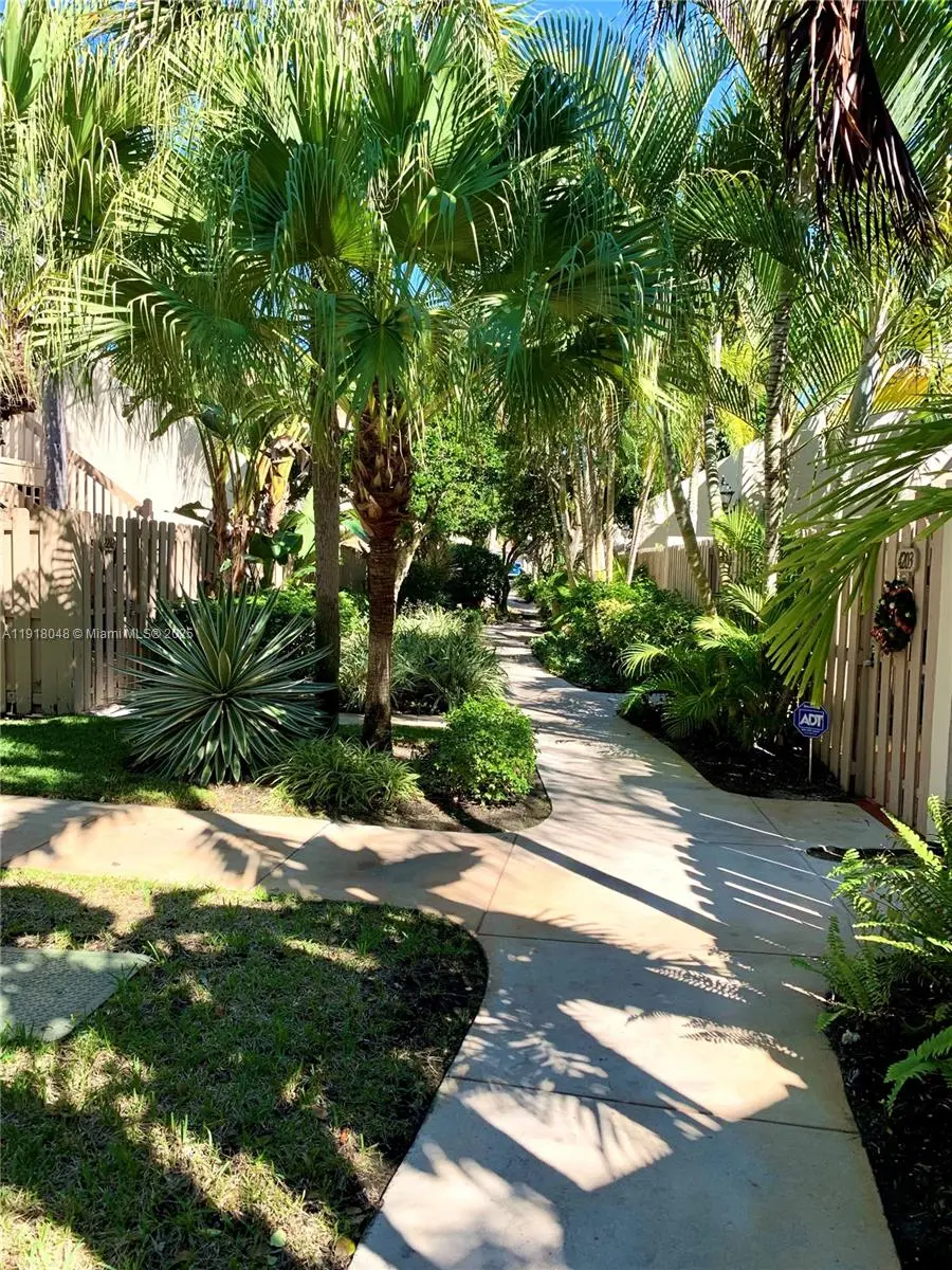 Photo of Listing #A11918048