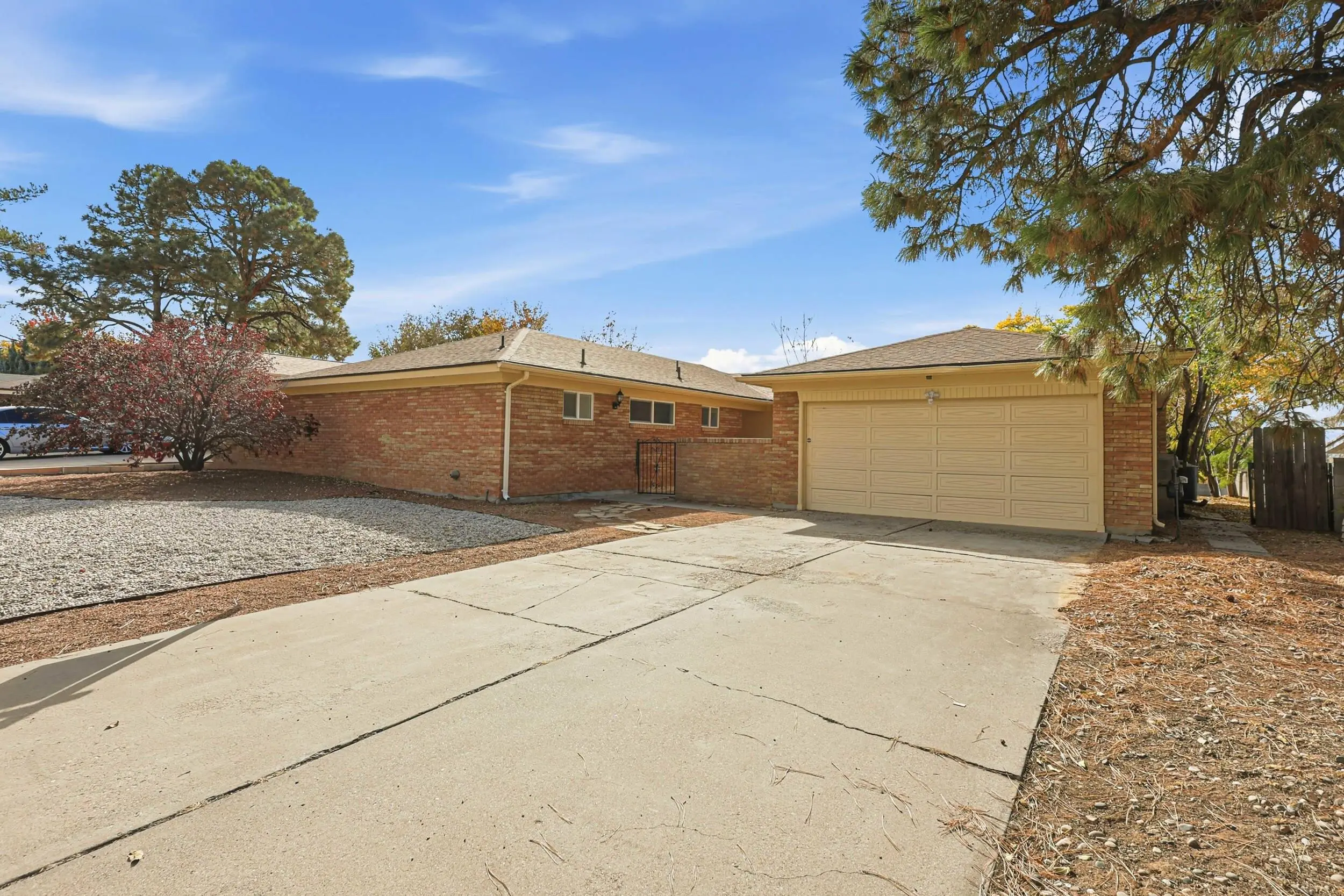 12208 Eastridge Drive Ne, Albuquerque