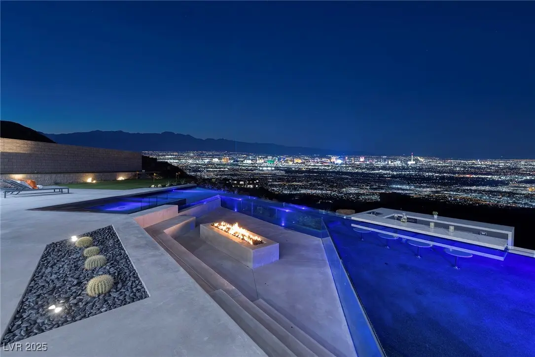 Photo of Listing #2736663