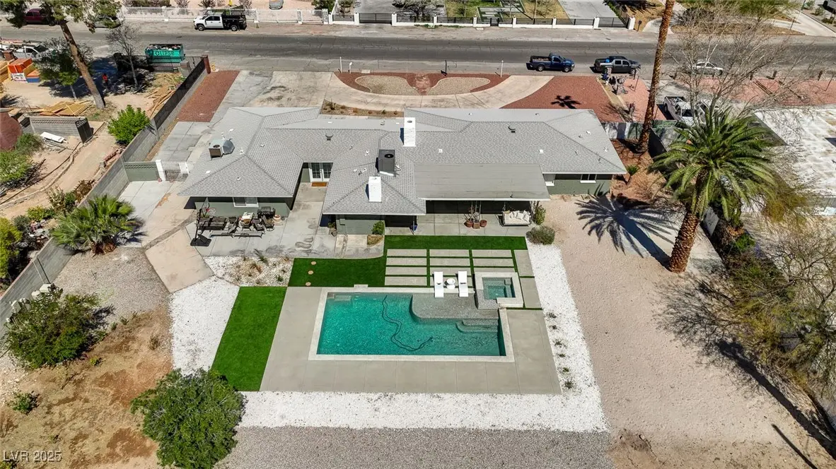 Photo of Listing #2736690