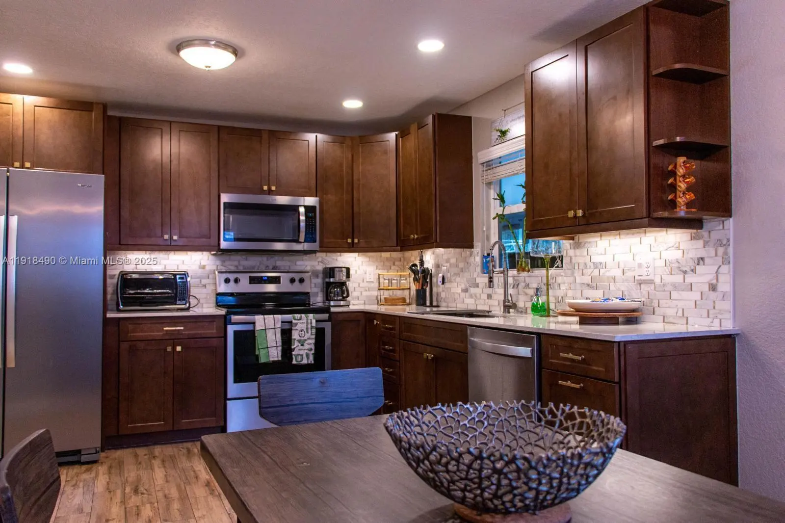 Photo of Listing #A11918490