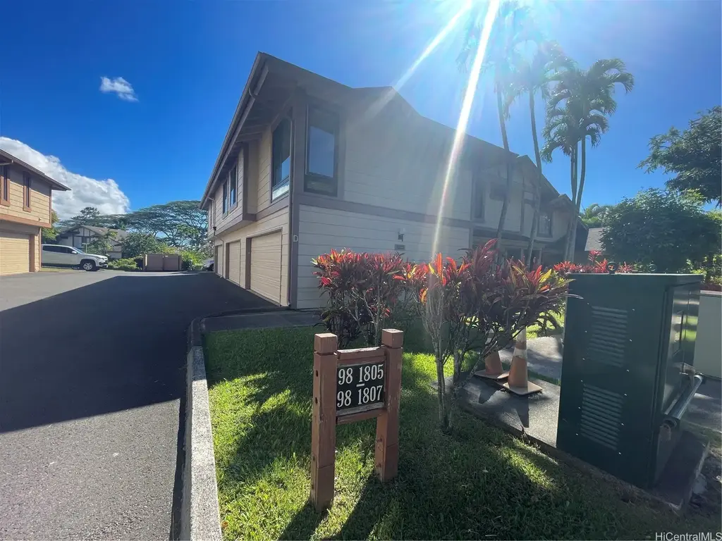 98-1805 Kaahumanu Street # 76a, Aiea