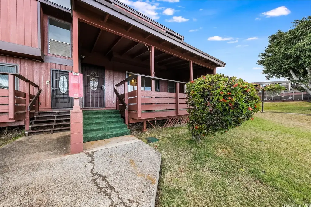 92-932 Palailai Street # 82, Kapolei