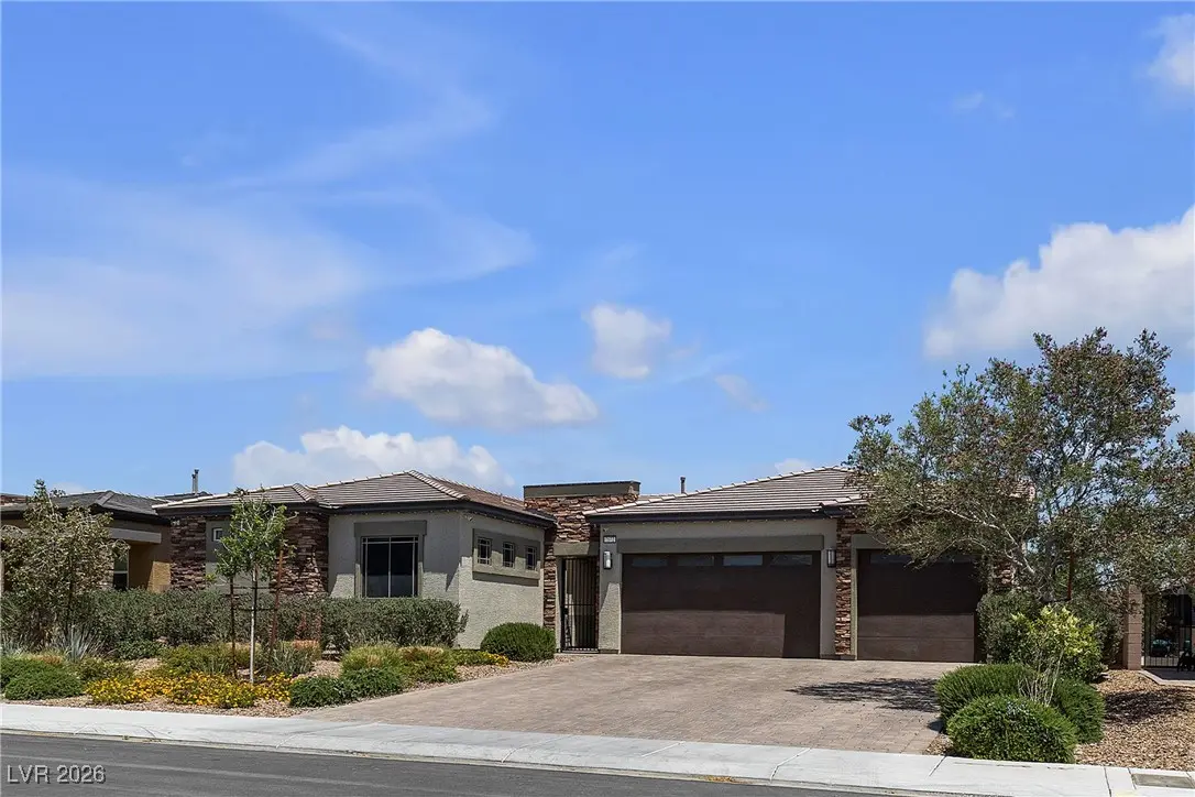 Photo of Listing #2736871