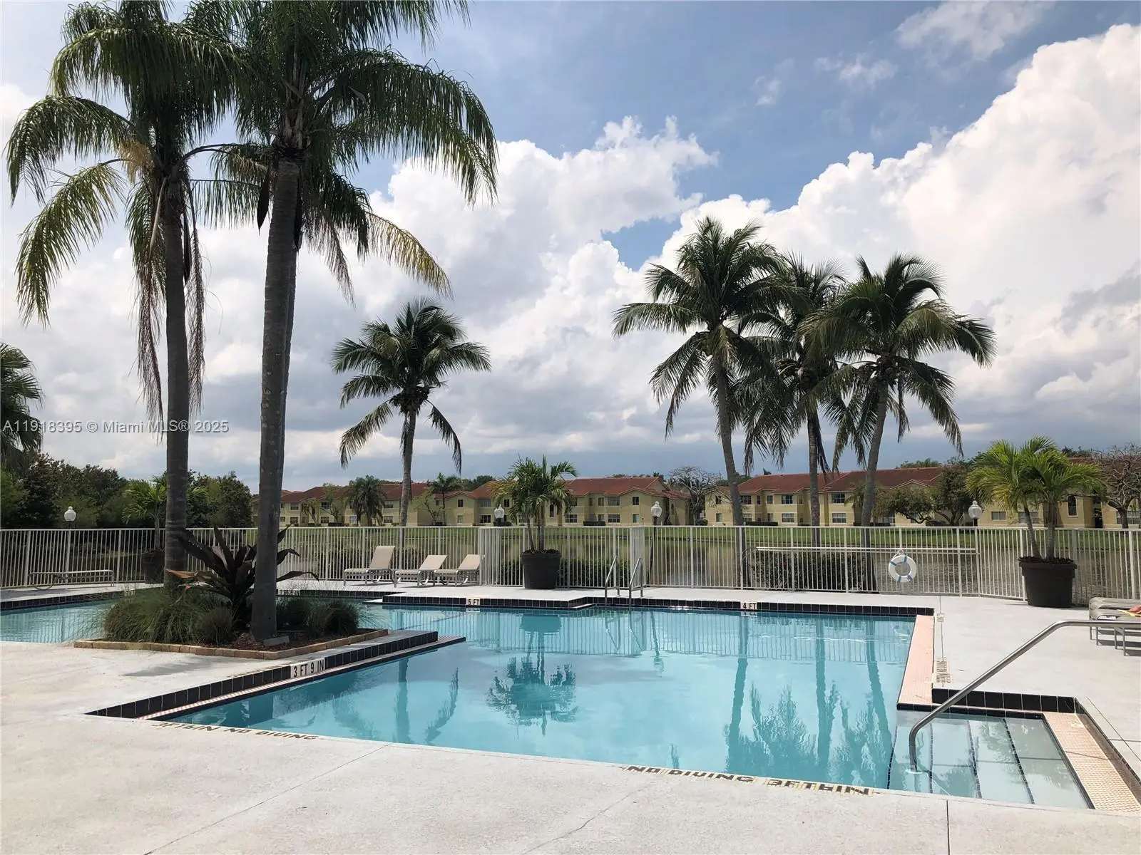 Photo of Listing #A11918395