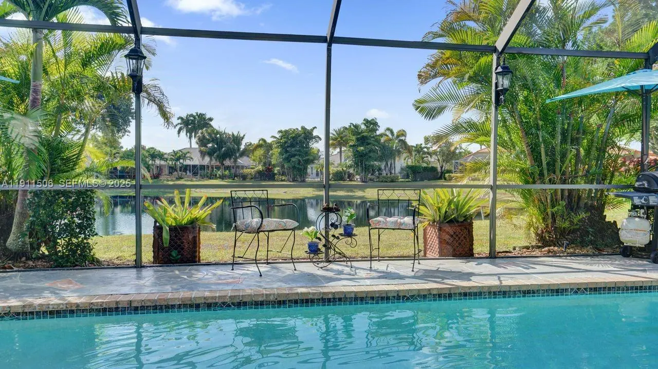 Photo of Listing #A11911506