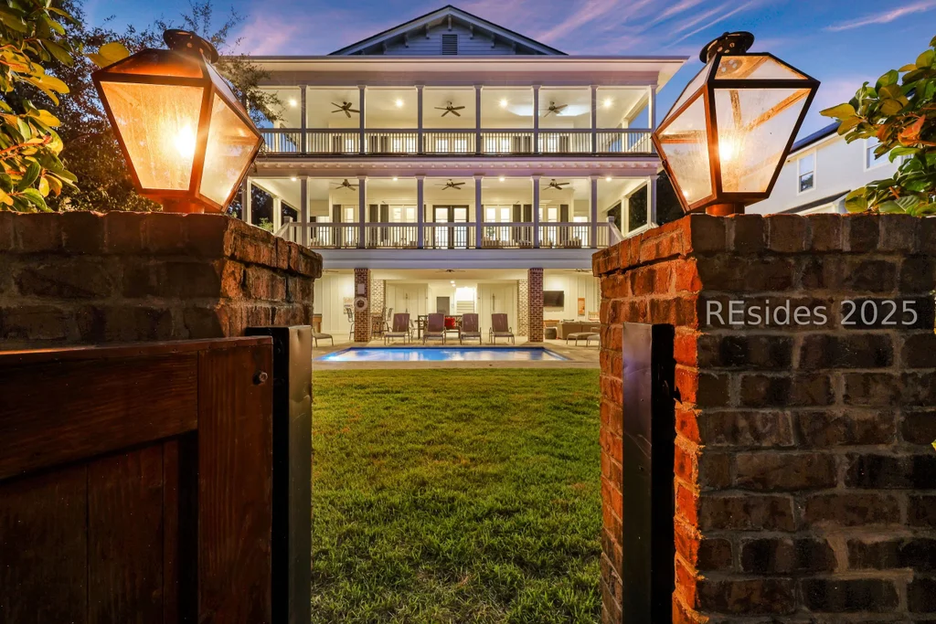 19 Sanddollar Road, Hilton Head Island