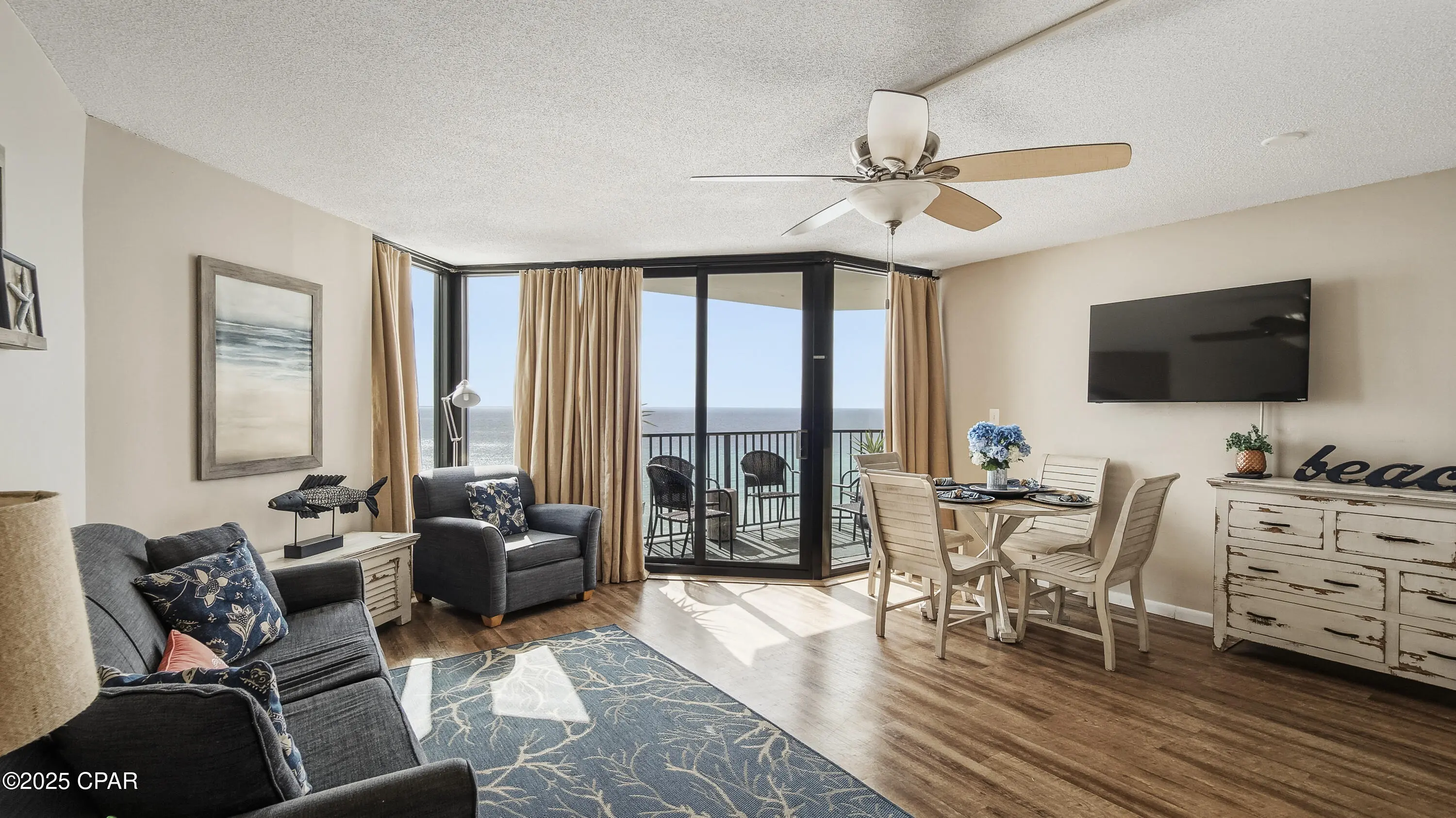 Photo of Listing #782010