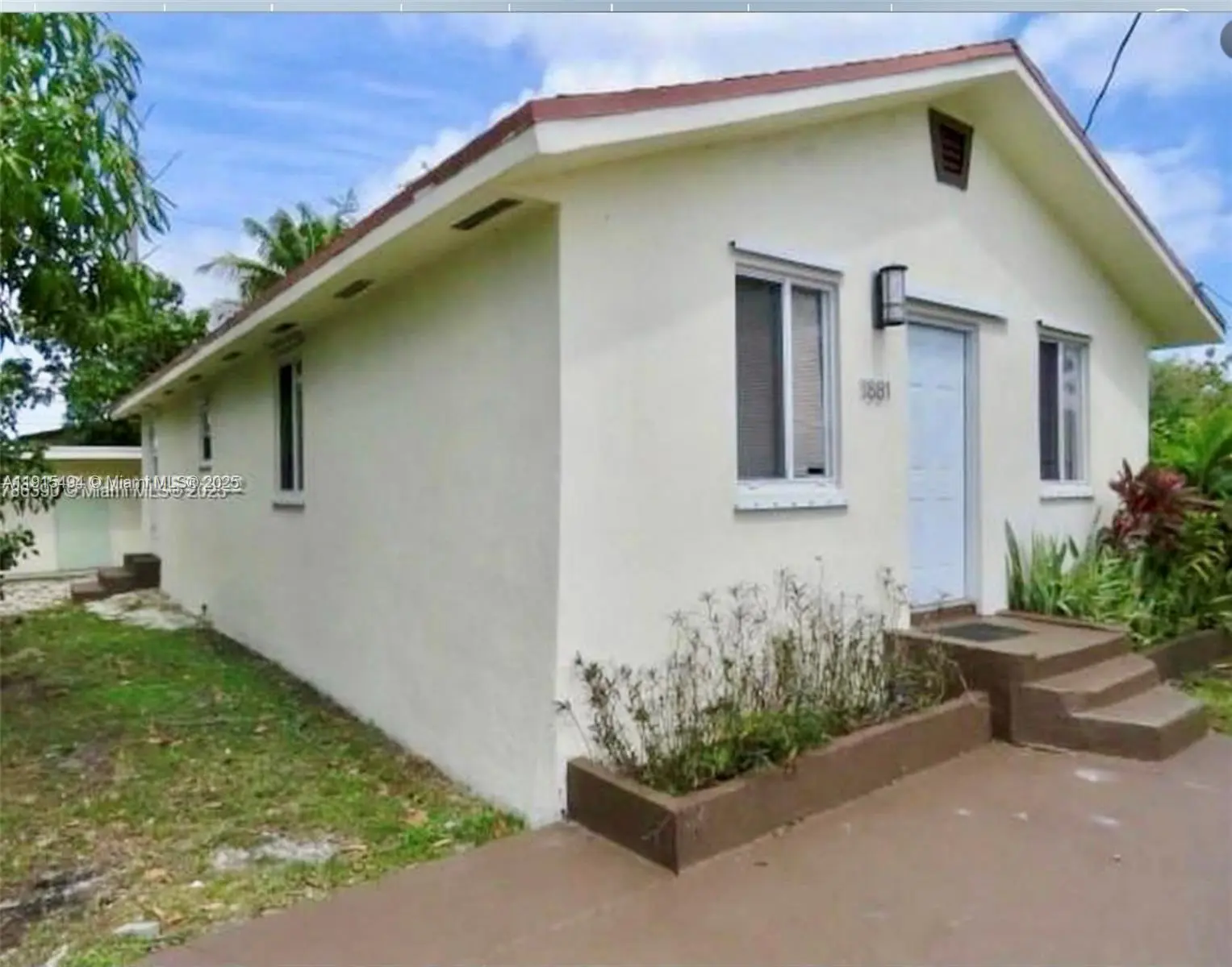 Photo of Listing #A11915494