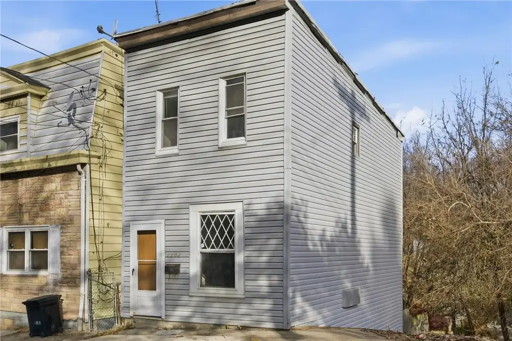 1502 Forsythe Street , Marshall Shadeland