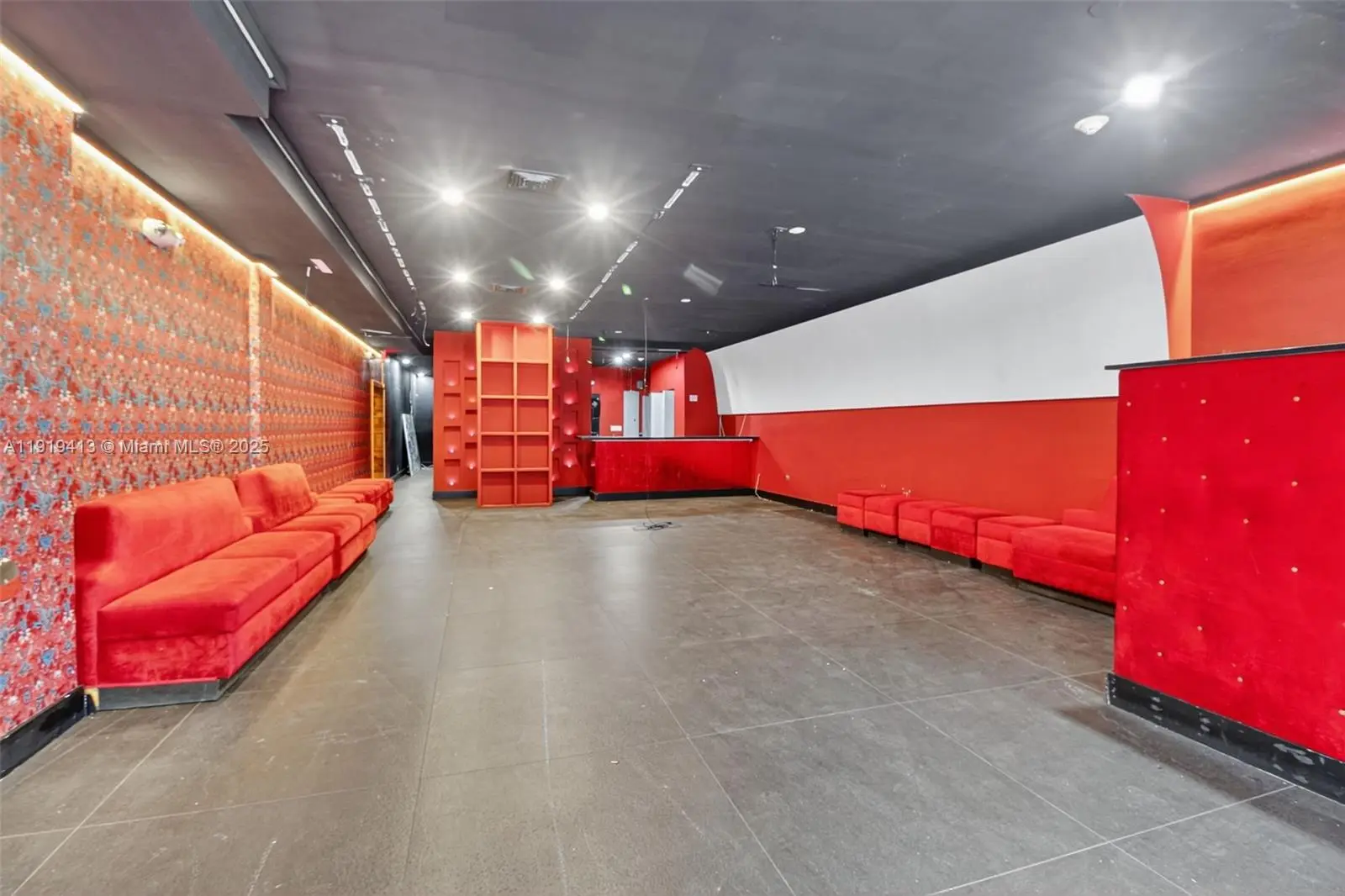 Photo of Listing #A11919413