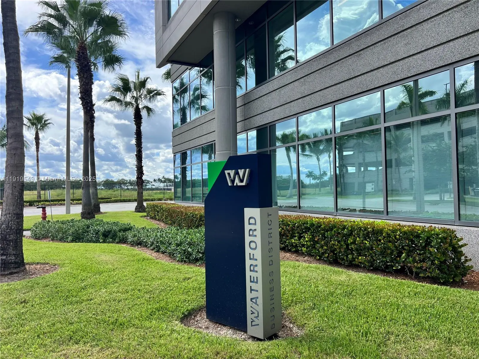 Photo of Listing #A11919549