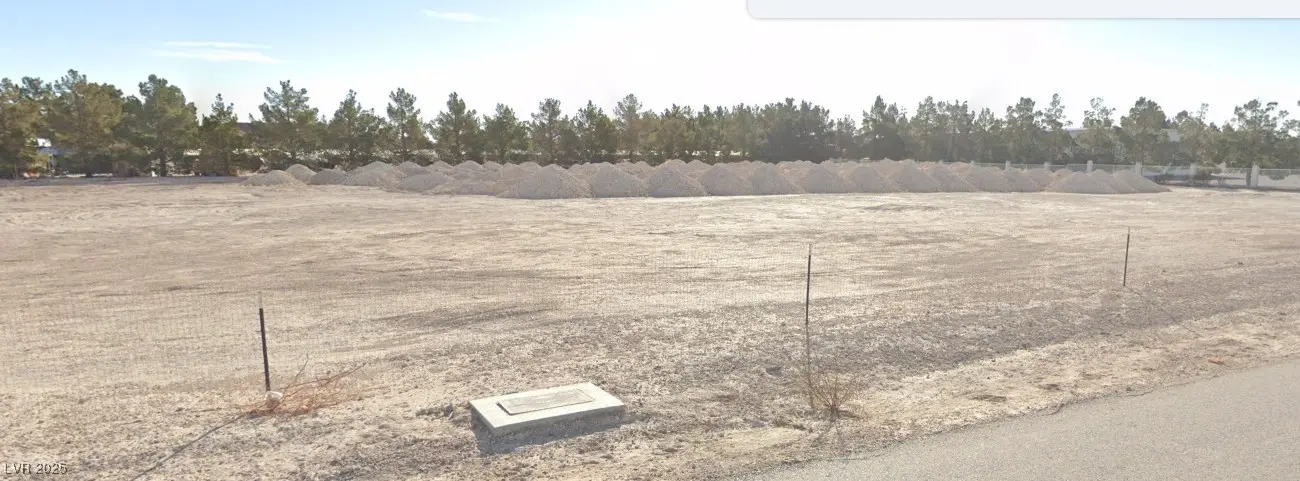 Photo of Listing #2737331