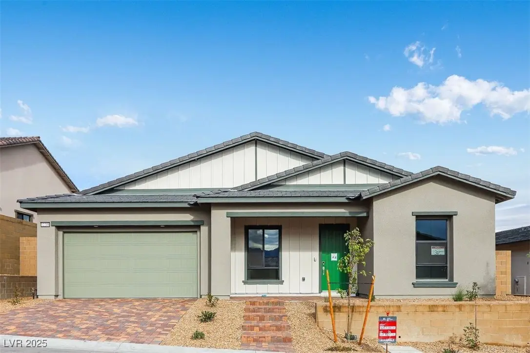 Photo of Listing #2737376