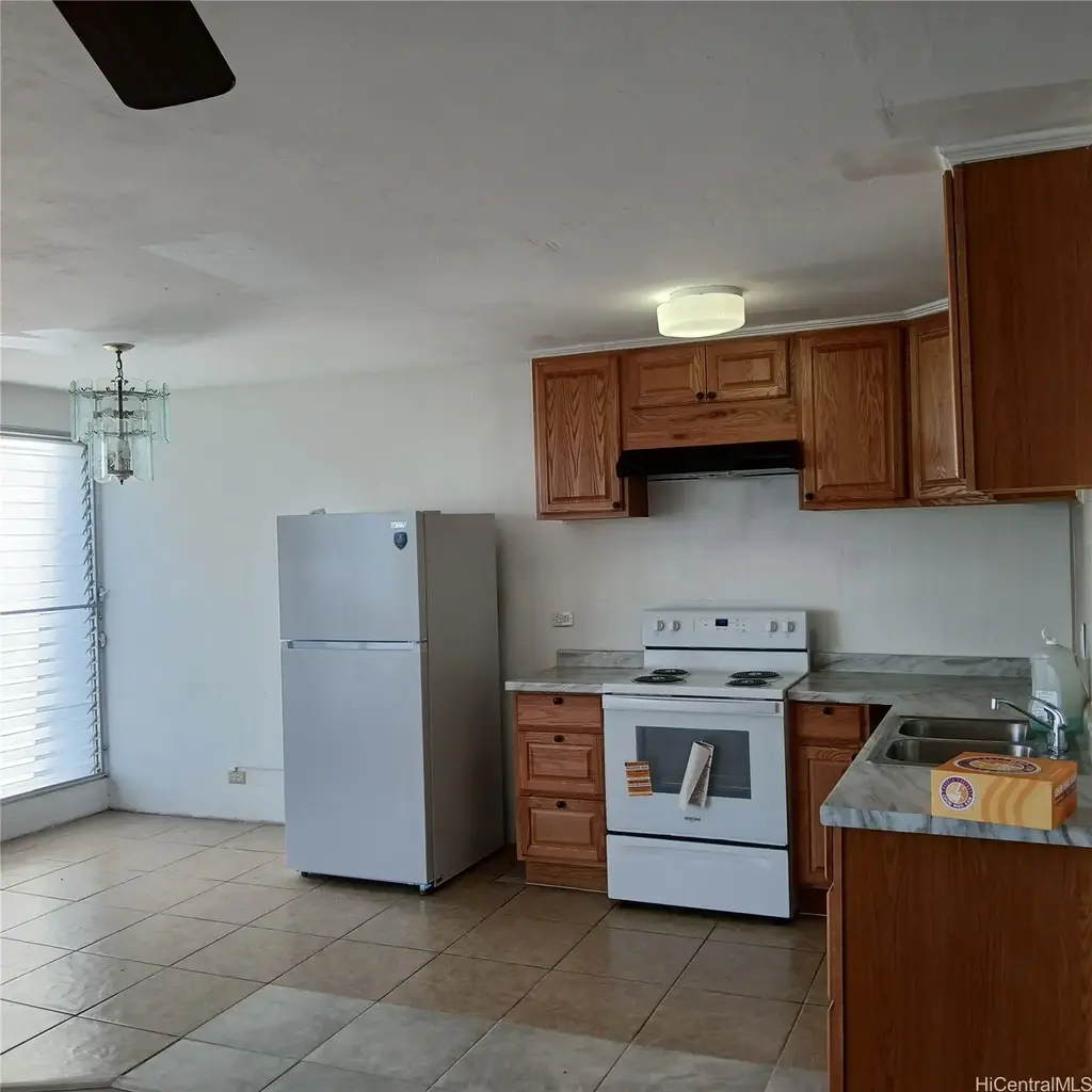 94-249 Waikele Road # C317, Waipahu
