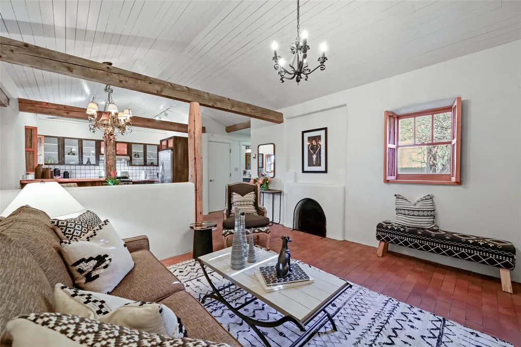 654 B San Francisco, Santa Fe