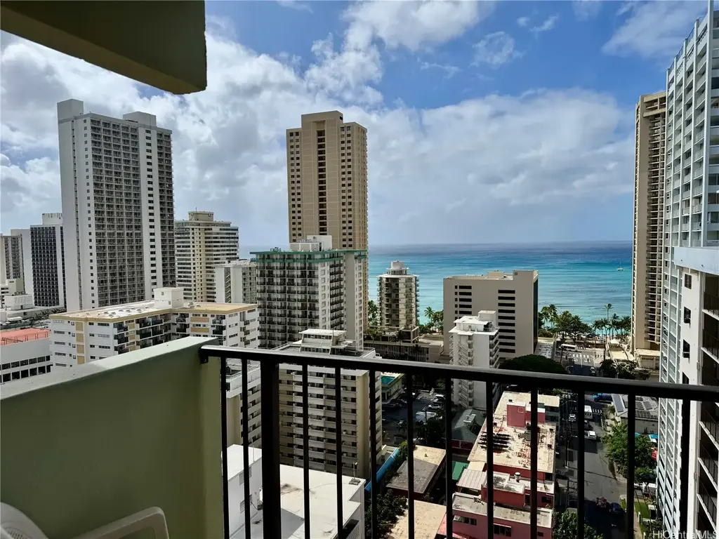 2440 Kuhio Avenue # 2105, Honolulu