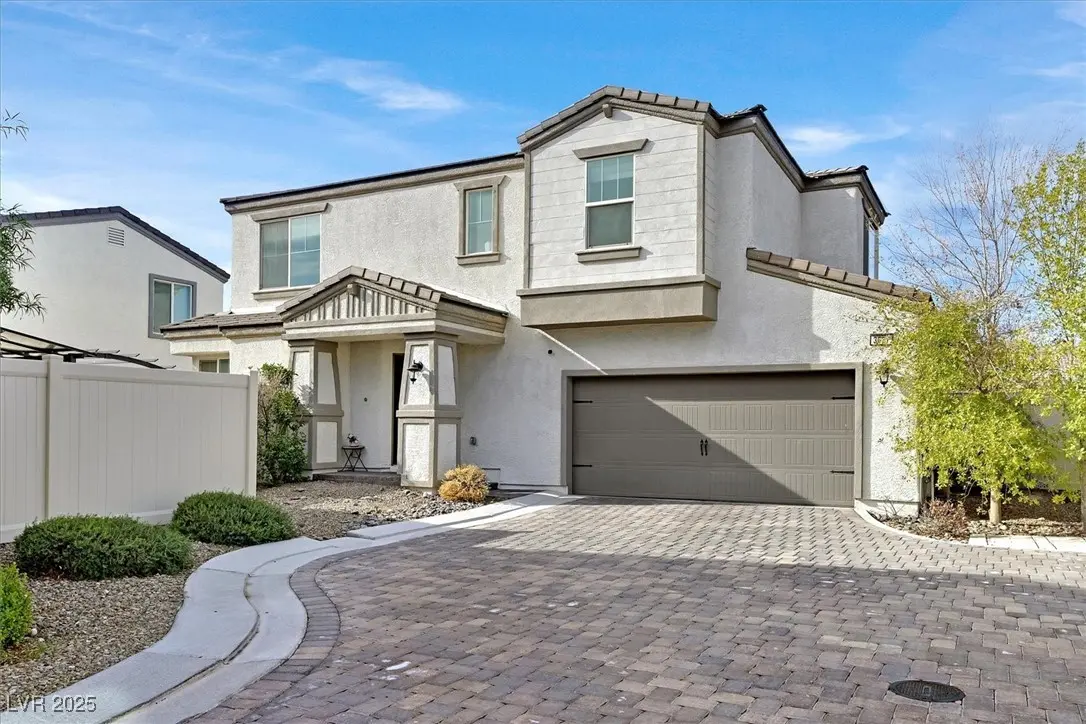 Photo of Listing #2737445