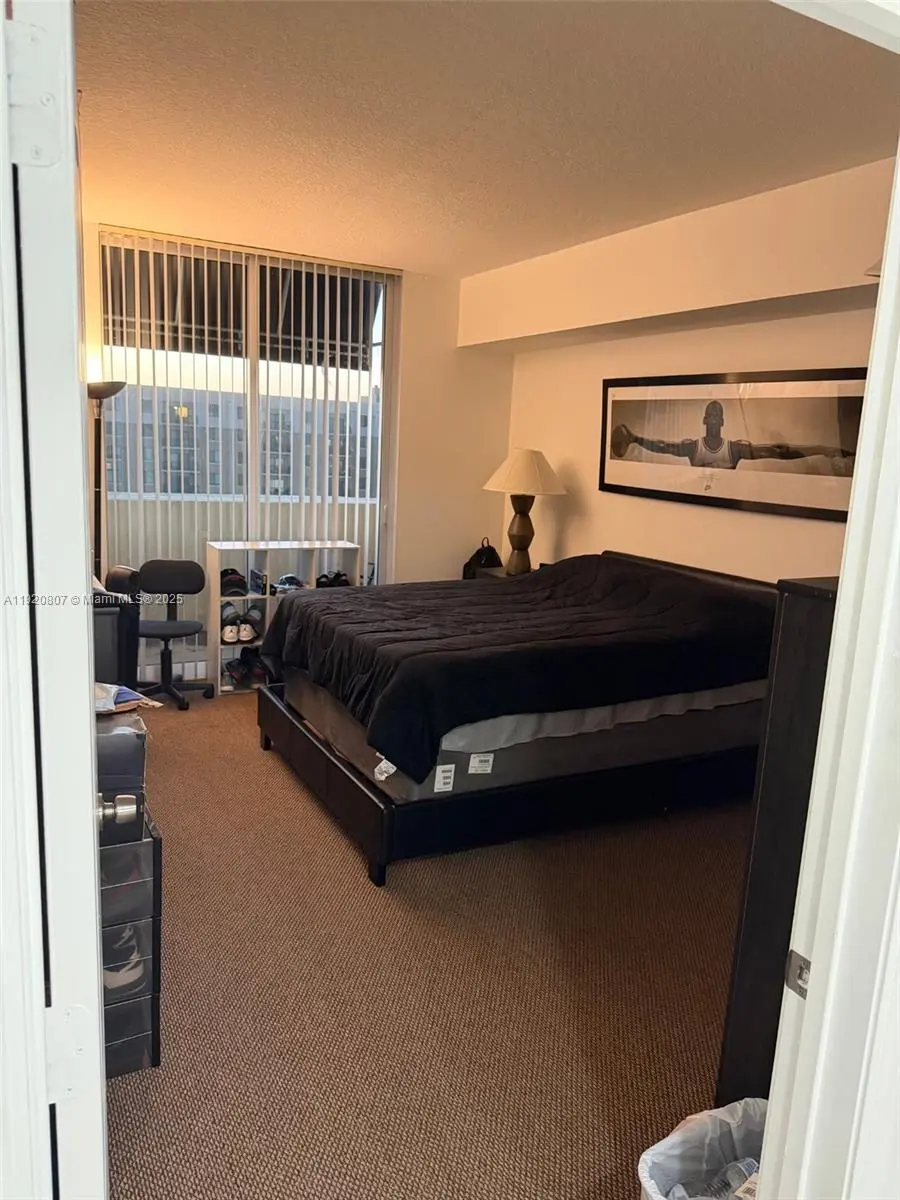 Photo of Listing #A11920807