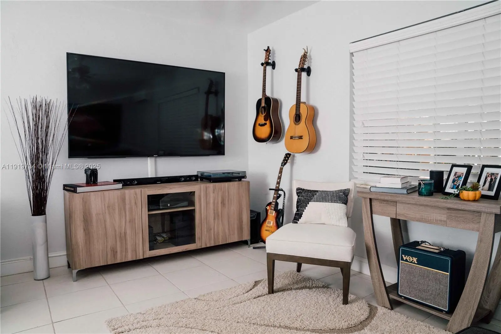 Photo of Listing #A11919734