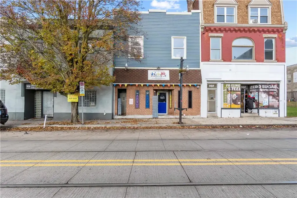 705 Warrington Avenue , Allentown