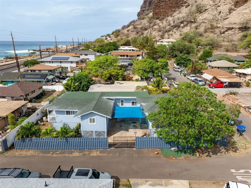 87-1423 Akowai Road, Waianae