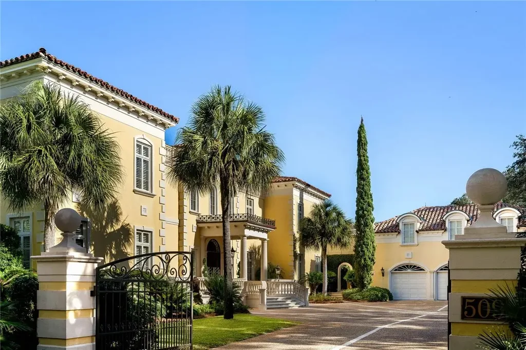 318 W 46th Street, Sea Island