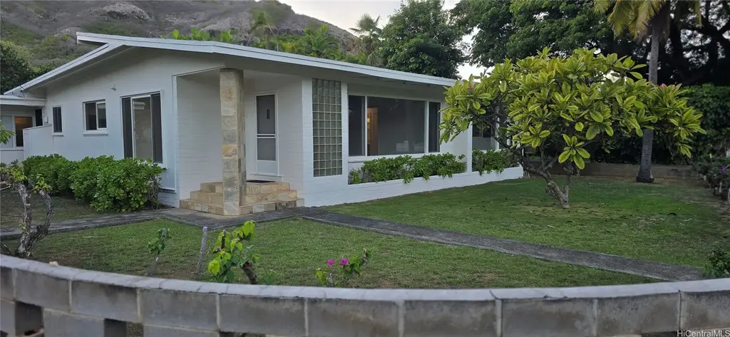 1357 Mokulua Drive, Kailua