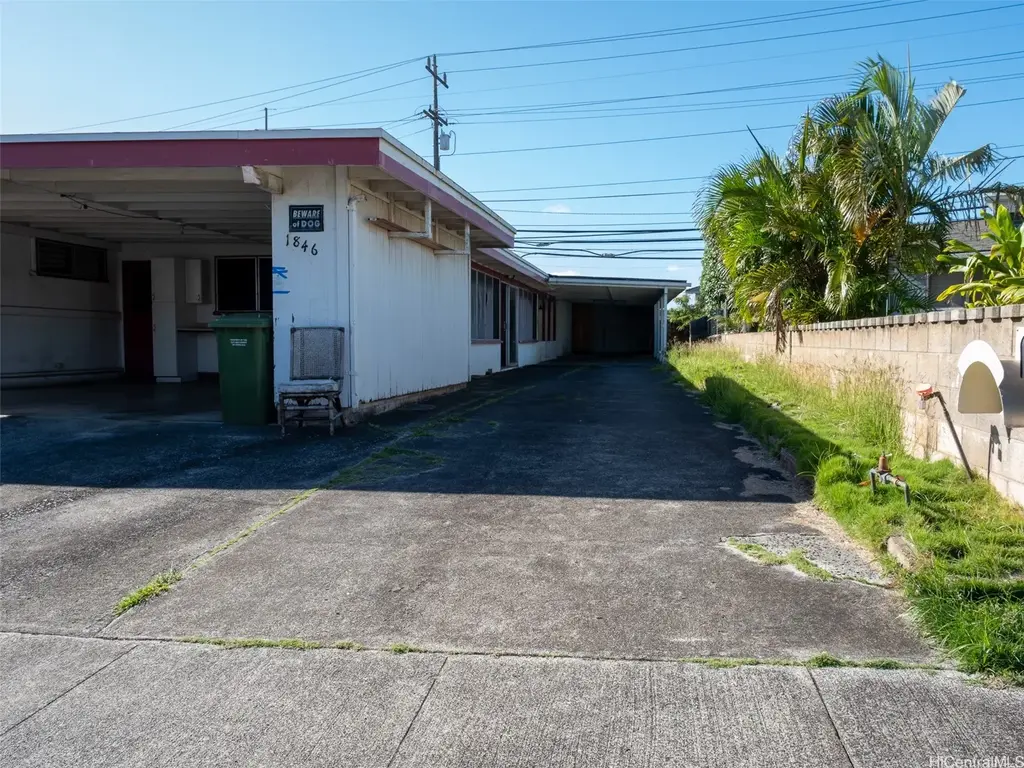 1846 Makuahine Place, Honolulu