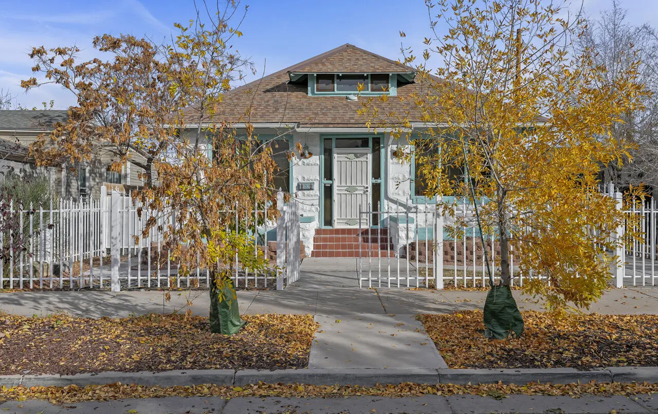 707 Slate Avenue Nw, Albuquerque